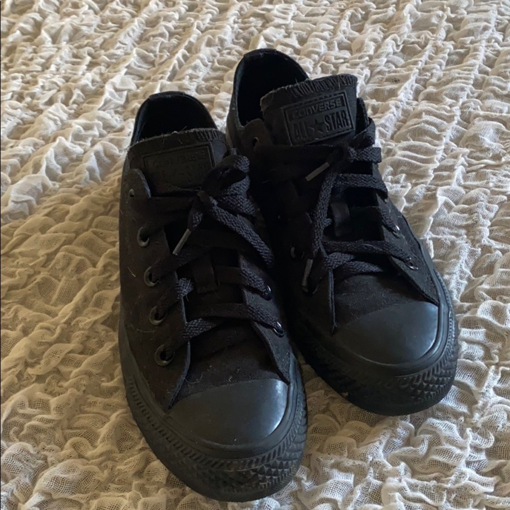Low top all black converse